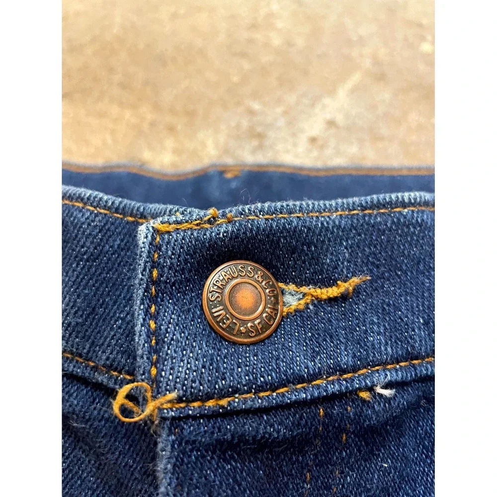 Vintage‎ Levi's Skosh More Room Jeans Mens 32 Blue Denim Dark Wash Straight Leg